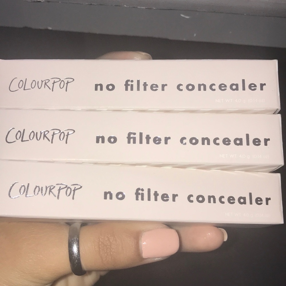 Colourpop No filter concealer Medium 20